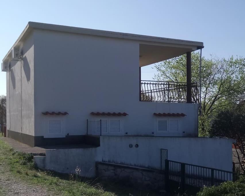 Ferienhaus Am Wasser - Kuca Rio - Iberische Finca In Dalmatien Bilice Exterior photo